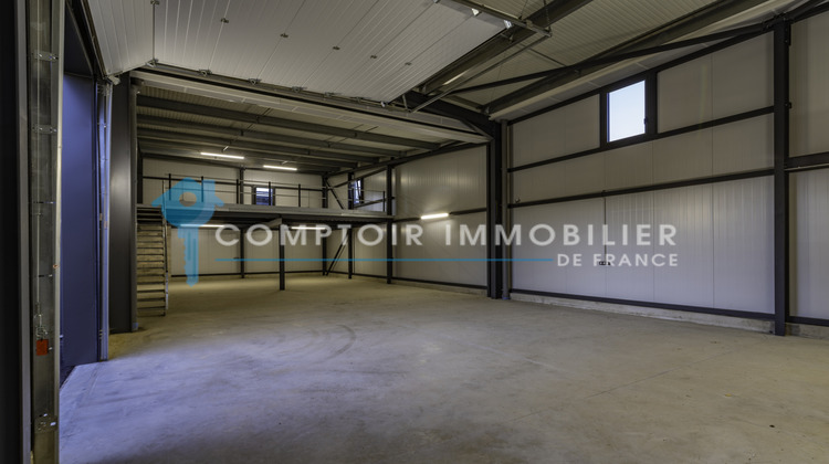 Ma-Cabane - Location Local commercial Castanet-Tolosan, 260 m²