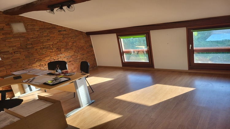 Ma-Cabane - Location Local commercial CASTANET-TOLOSAN, 97 m²