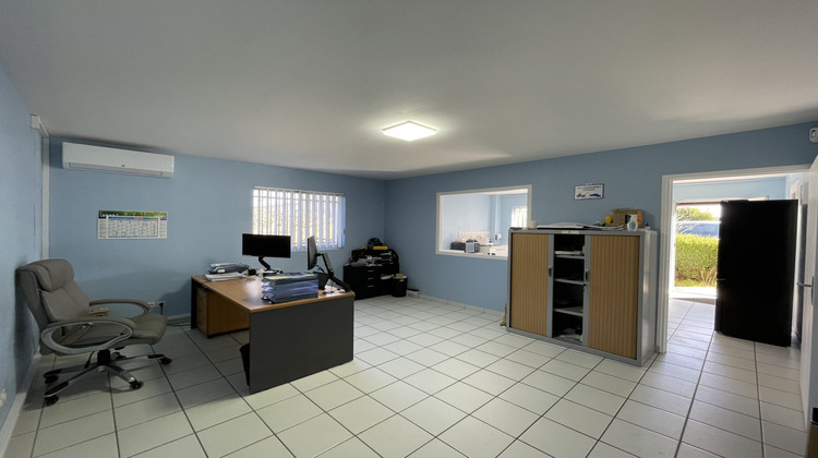 Ma-Cabane - Location Local commercial Castelginest, 200 m²