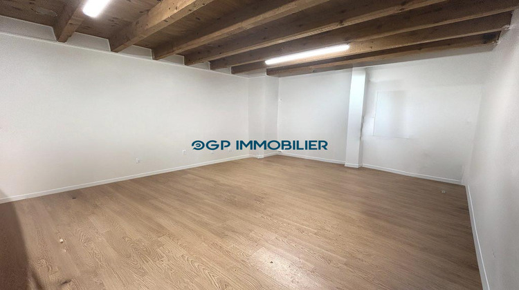 Ma-Cabane - Location Local commercial Castelnau-d'Estrétefonds, 64 m²