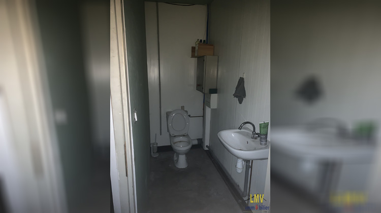 Ma-Cabane - Location Local commercial Castillon-la-Bataille, 216 m²