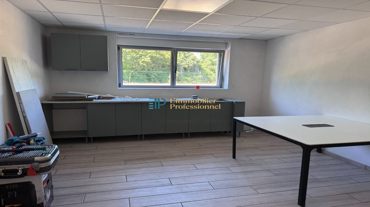 Ma-Cabane - Location Local commercial Caudan, 885 m²