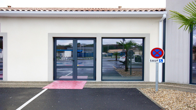 Ma-Cabane - Location Local commercial Cavignac, 136 m²