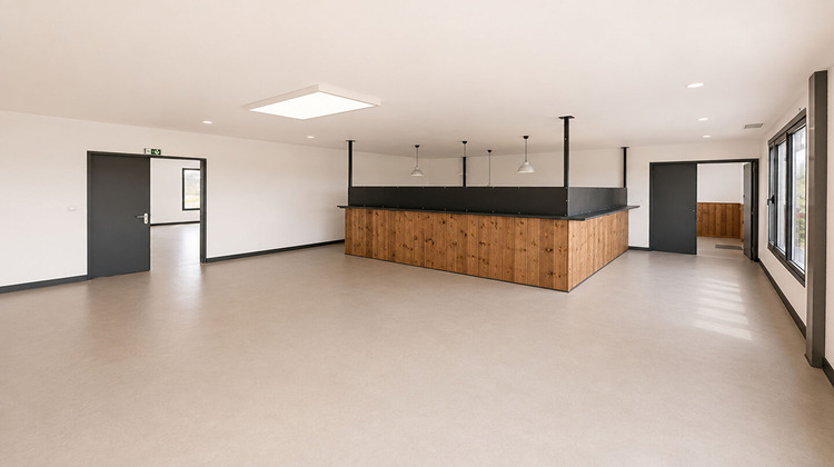 Ma-Cabane - Location Local commercial CAVIGNAC, 62 m²