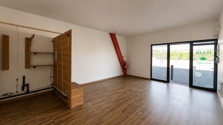 Ma-Cabane - Location Local commercial CAVIGNAC, 30 m²