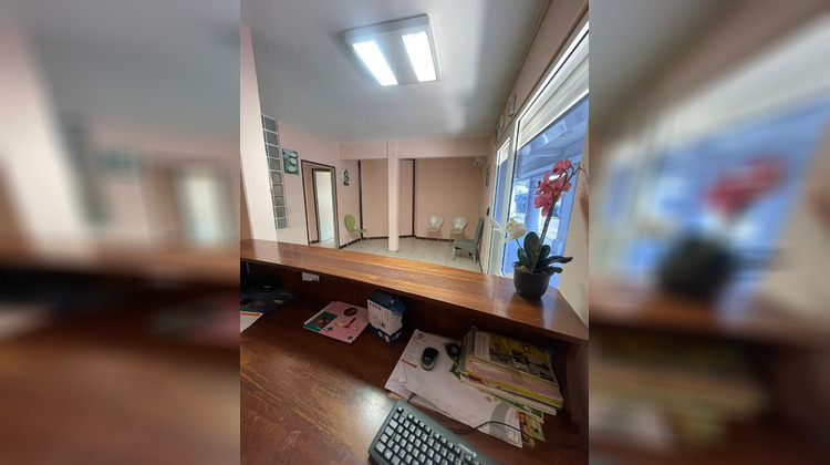 Ma-Cabane - Location Local commercial Cayenne, 110 m²