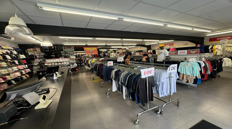 Ma-Cabane - Location Local commercial CAYENNE, 851 m²