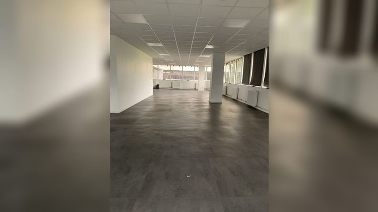 Ma-Cabane - Location Local commercial Cergy, 143 m²