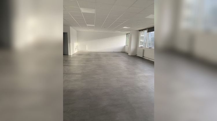 Ma-Cabane - Location Local commercial Cergy, 143 m²