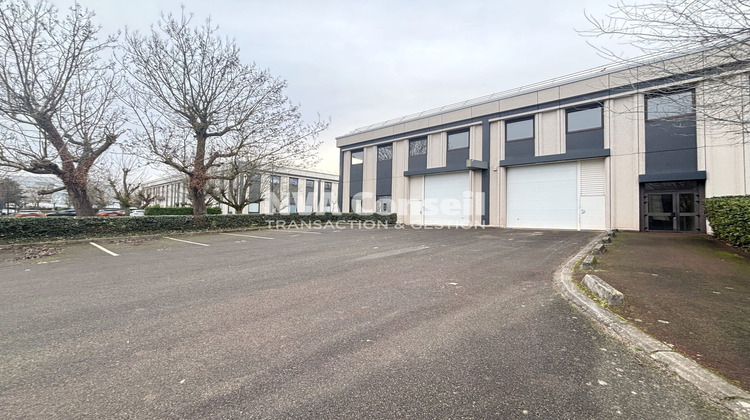 Ma-Cabane - Location Local commercial Cergy, 1251 m²