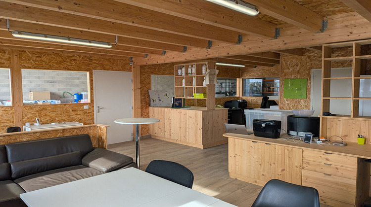Ma-Cabane - Location Local commercial CERNAY-LES-REIMS, 241 m²