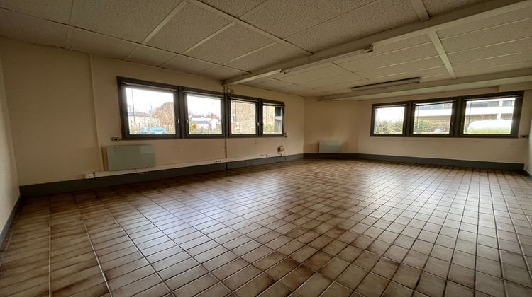 Ma-Cabane - Location Local commercial CESSON-SEVIGNE, 67 m²