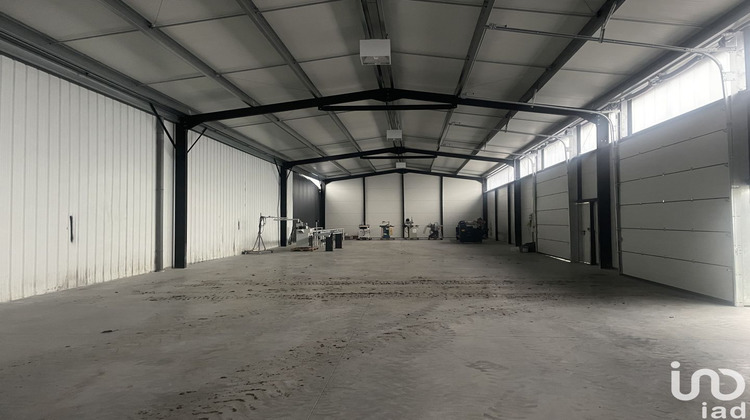 Ma-Cabane - Location Local commercial Cestas, 200 m²
