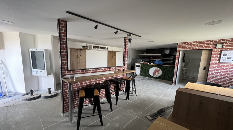 Ma-Cabane - Location Local commercial Cestas, 90 m²