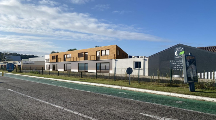 Ma-Cabane - Location Local commercial Cestas, 160 m²