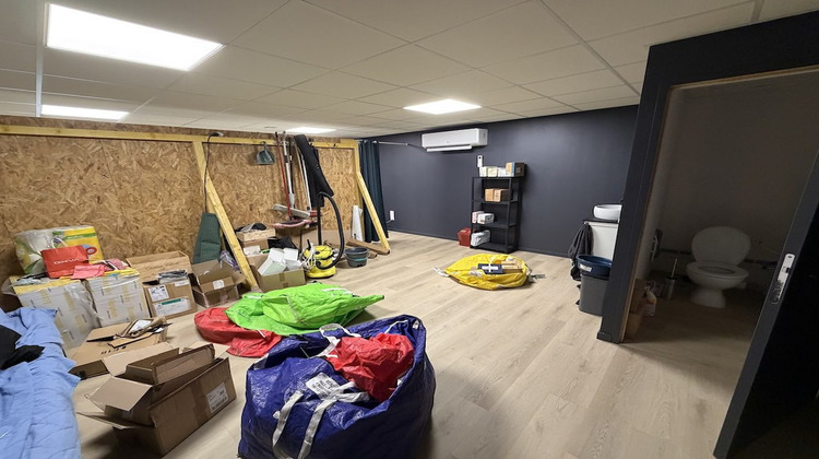 Ma-Cabane - Location Local commercial Cestas, 90 m²