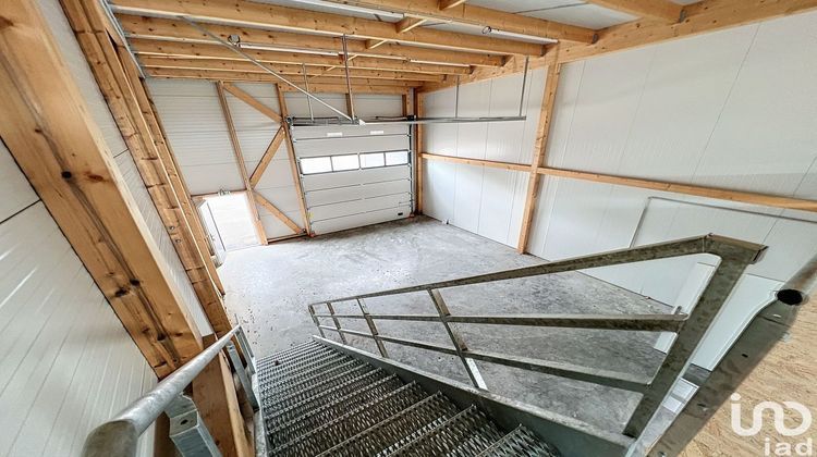 Ma-Cabane - Location Local commercial Chalifert, 140 m²