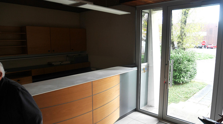 Ma-Cabane - Location Local commercial CHALLANS, 390 m²