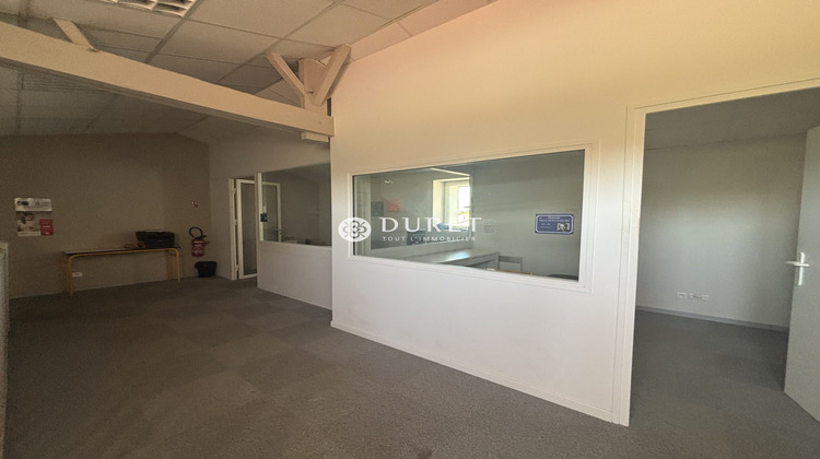 Ma-Cabane - Location Local commercial Challans, 400 m²