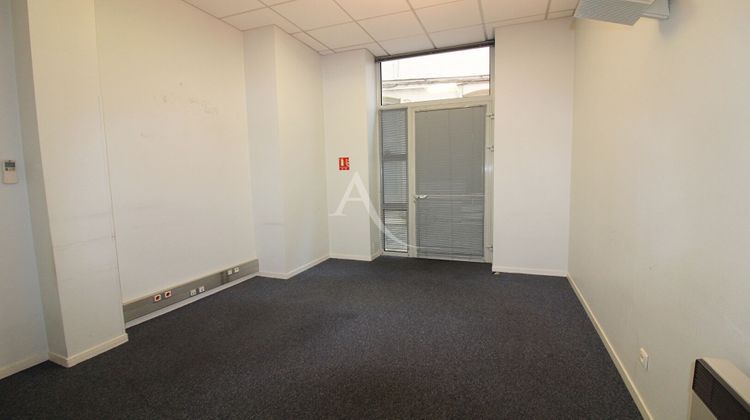 Ma-Cabane - Location Local commercial CHALON-SUR-SAONE, 119 m²