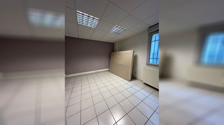 Ma-Cabane - Location Local commercial CHALON-SUR-SAONE, 75 m²