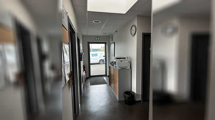 Ma-Cabane - Location Local commercial CHALON-SUR-SAONE, 300 m²