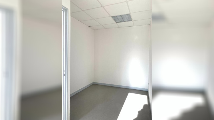 Ma-Cabane - Location Local commercial CHALON-SUR-SAONE, 47 m²