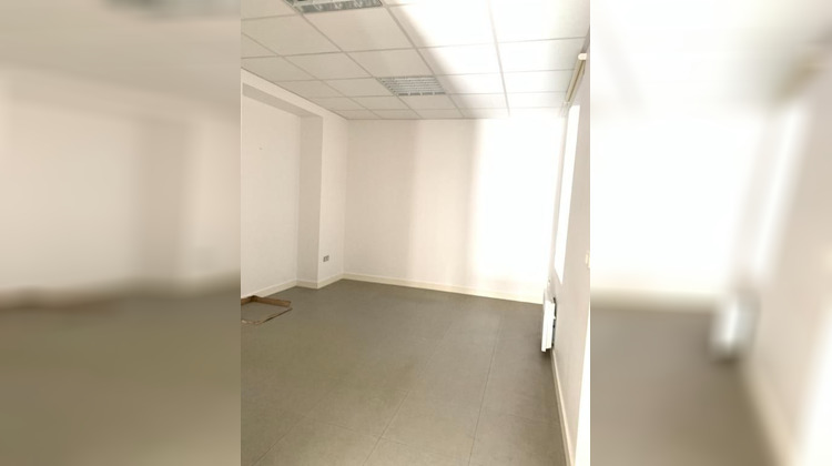 Ma-Cabane - Location Local commercial CHALON-SUR-SAONE, 47 m²