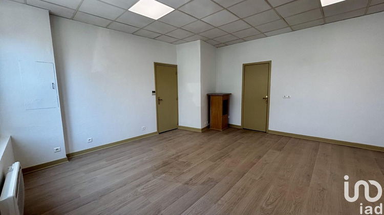 Ma-Cabane - Location Local commercial Châlons-en-Champagne, 51 m²