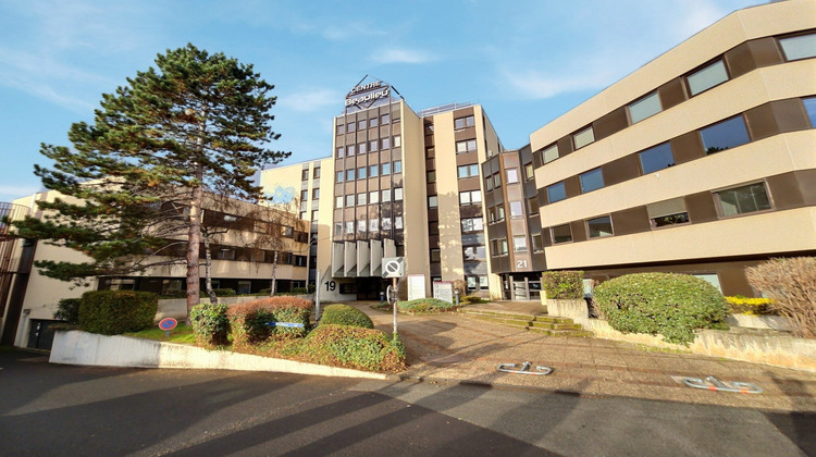 Ma-Cabane - Location Local commercial Chamalières, 403 m²