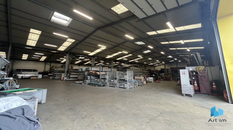 Ma-Cabane - Location Local commercial Champagne, 2400 m²