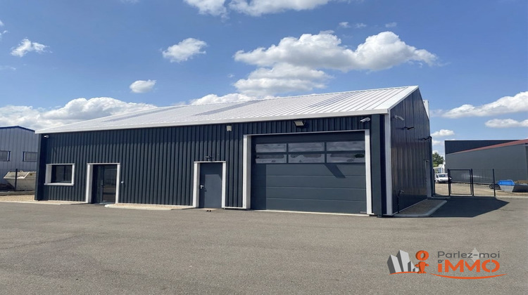 Ma-Cabane - Location Local commercial Champdieu, 245 m²