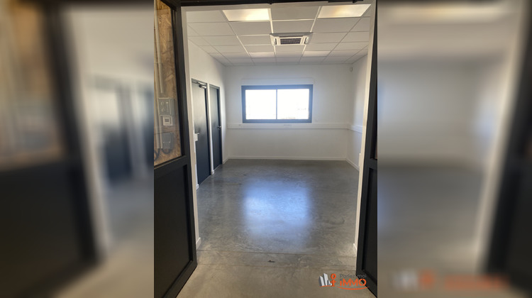 Ma-Cabane - Location Local commercial Champdieu, 245 m²