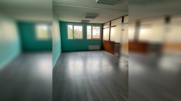 Ma-Cabane - Location Local commercial CHAMPIGNY SUR MARNE, 290 m²
