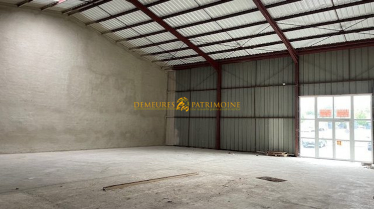 Ma-Cabane - Location Local commercial Champniers, 1080 m²