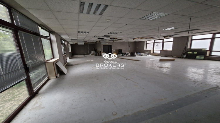 Ma-Cabane - Location Local commercial Champs-sur-Marne, 264 m²