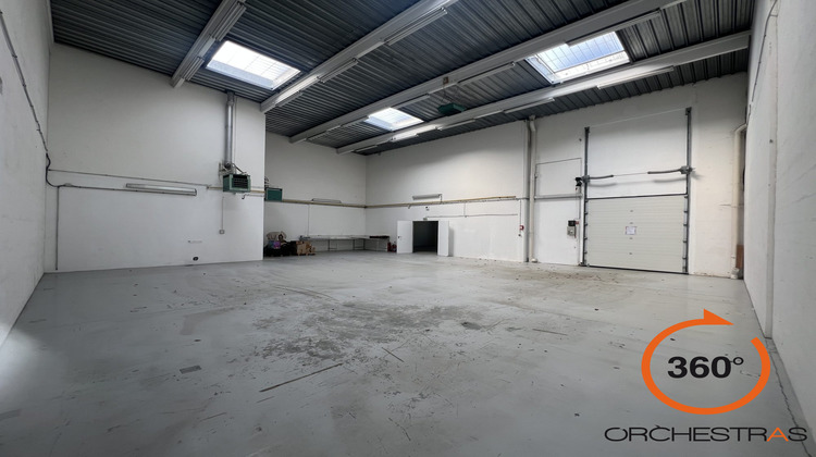 Ma-Cabane - Location Local commercial Champs-sur-marne, 518 m²