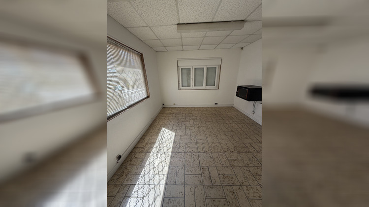Ma-Cabane - Location Local commercial CHANTEHEUX, 180 m²