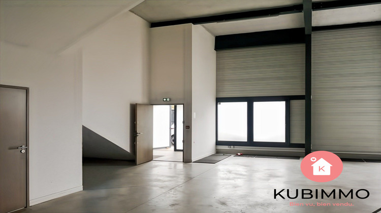 Ma-Cabane - Location Local commercial Chanteloup-en-Brie, 262 m²