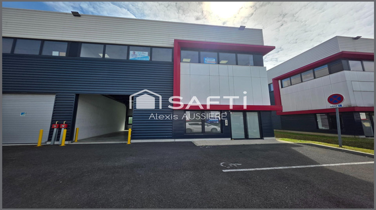 Ma-Cabane - Location Local commercial Chanteloup-en-Brie, 262 m²