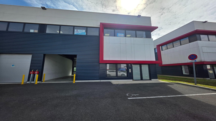 Ma-Cabane - Location Local commercial Chanteloup-en-Brie, 190 m²
