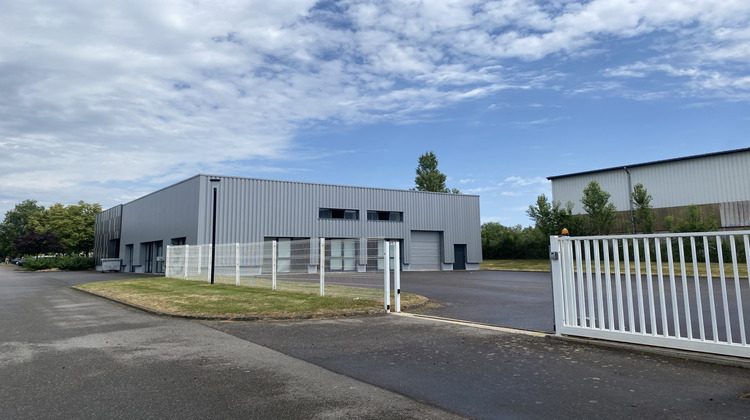 Ma-Cabane - Location Local commercial Chantepie, 370 m²