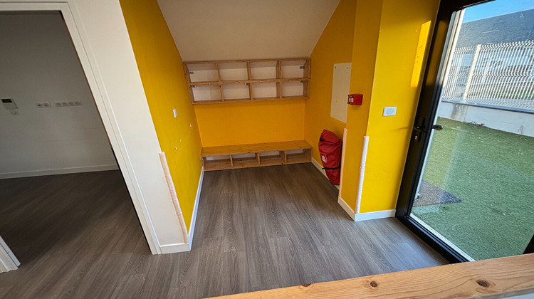 Ma-Cabane - Location Local commercial CHAPONNAY, 0 m²