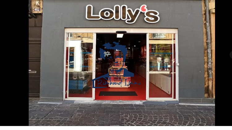 Ma-Cabane - Location Local commercial Charleville-Mézières, 78 m²