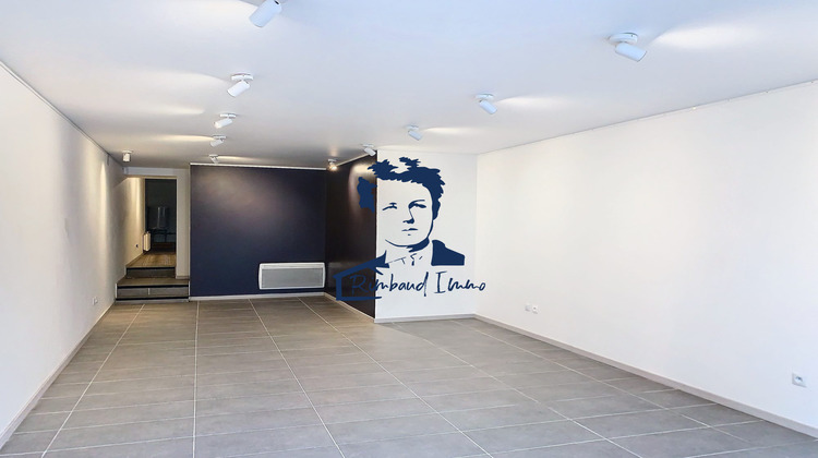 Ma-Cabane - Location Local commercial Charleville-Mézières, 60 m²