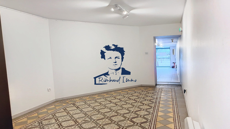 Ma-Cabane - Location Local commercial Charleville-Mézières, 60 m²