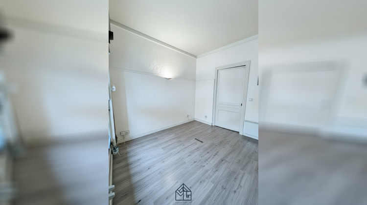 Ma-Cabane - Location Local commercial Charlieu, 18 m²