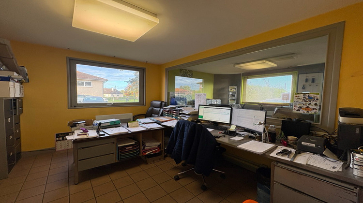 Ma-Cabane - Location Local commercial CHARLIEU, 1155 m²