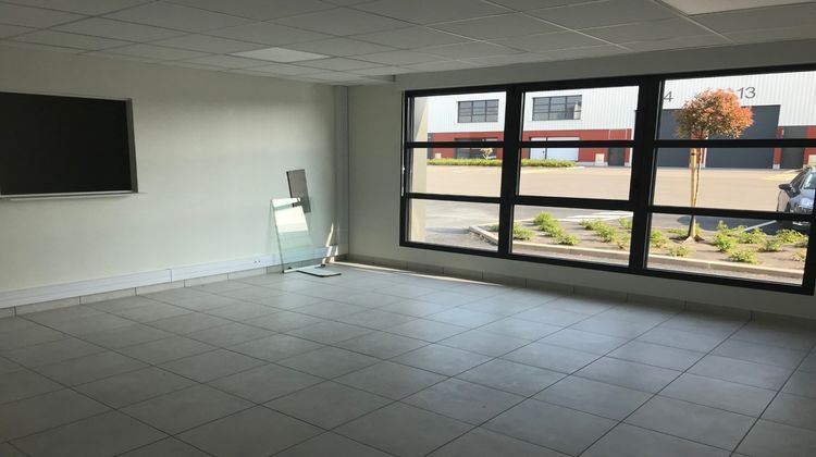 Ma-Cabane - Location Local commercial CHARTRES, 180 m²