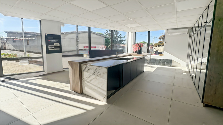 Ma-Cabane - Location Local commercial CHASSE-SUR-RHONE, 60 m²
